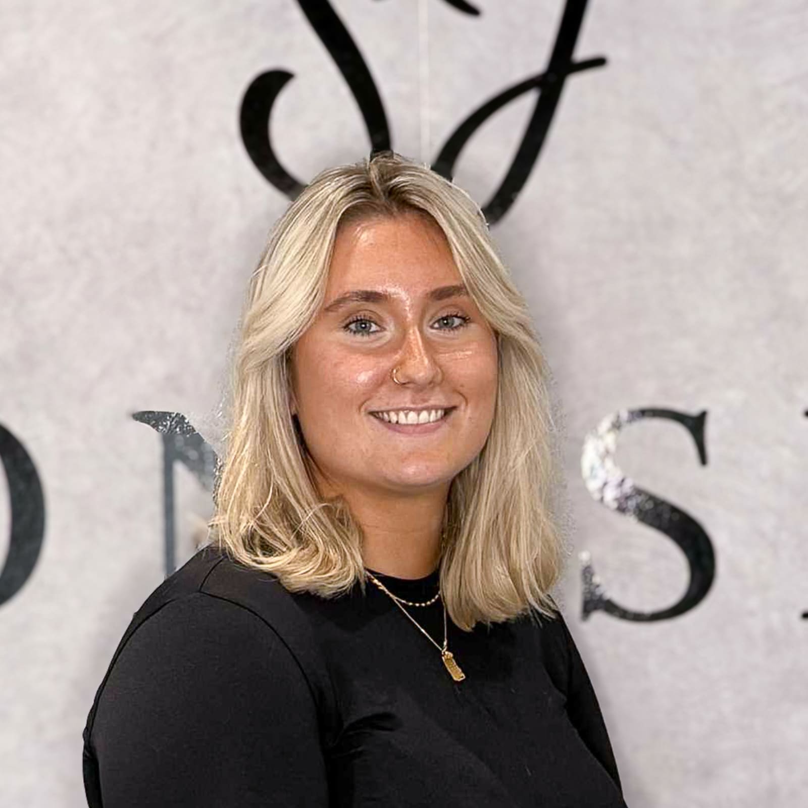 Frisør Caroline hos Salon Shine